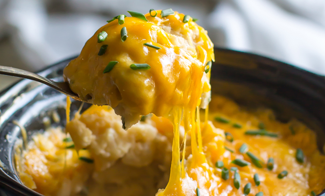 Slow-Cooker Cheddar and Chive Mashed Potatoes