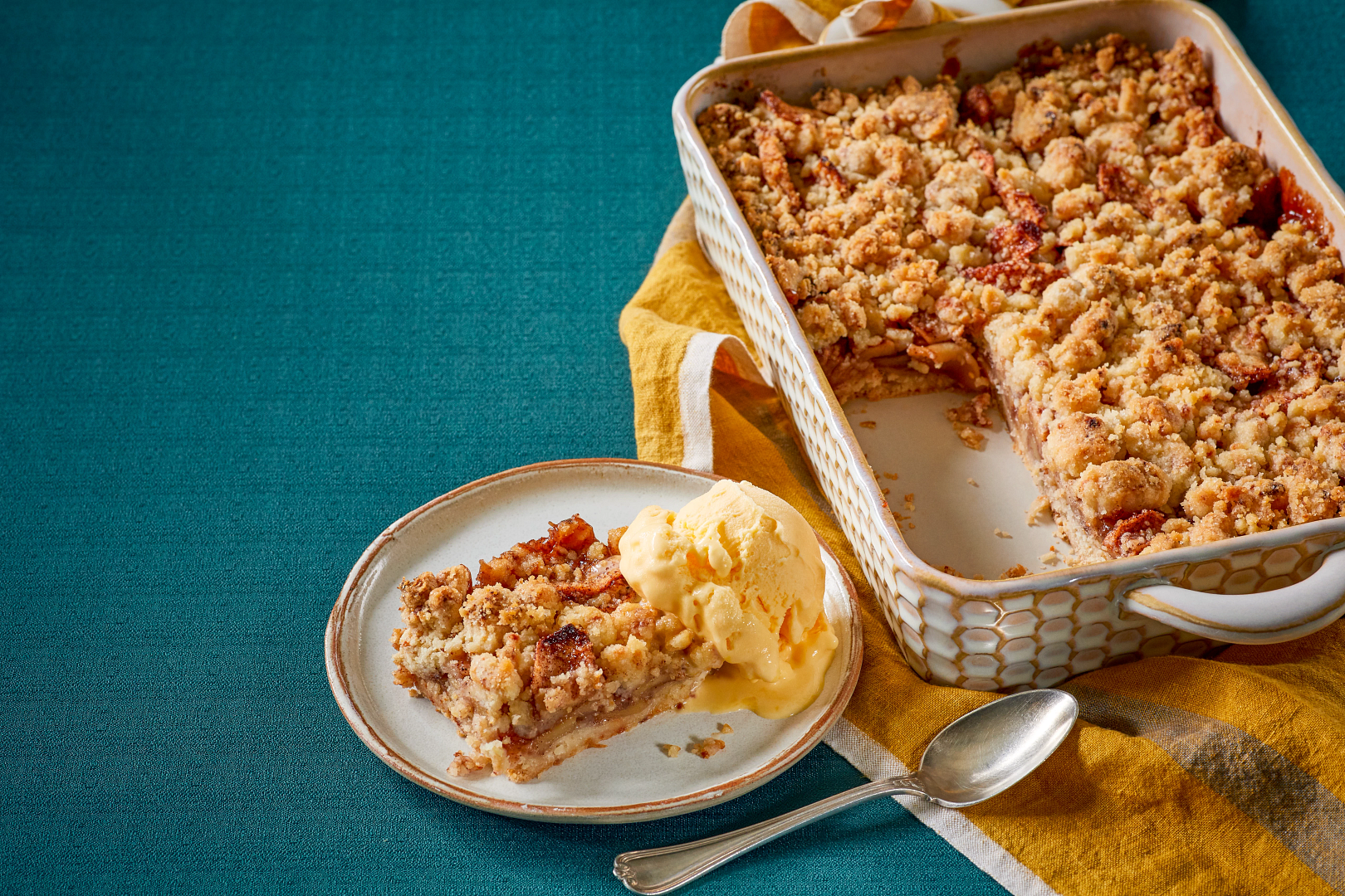 Northwoods Cheddar Apple Pie Bars
